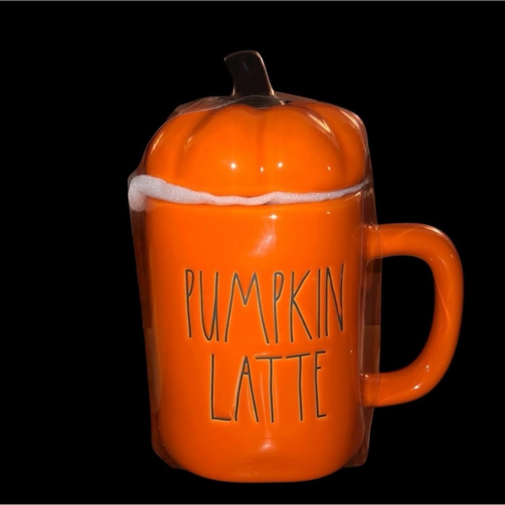 NIB! Rae Dunn PUMPKIN LATTE mug with cover topper